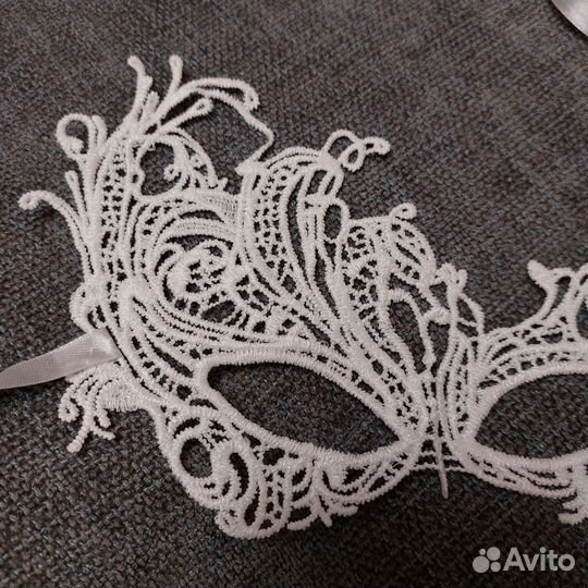 Маска маскарадная кружевная, новая