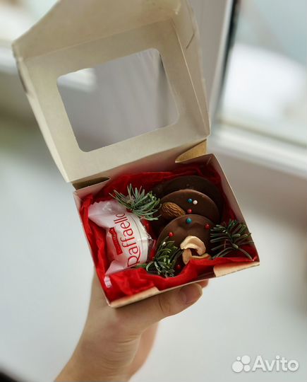 Сладкий подарок - комплимент