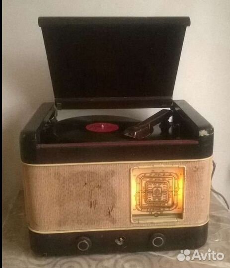 Старинная ламповая радиола рекорд 1950-е гг СССР