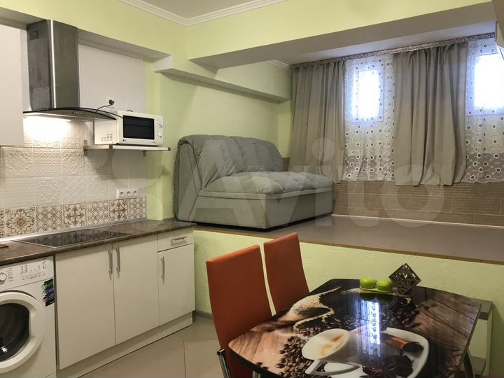 2-к. квартира, 35 м², 2/14 эт.