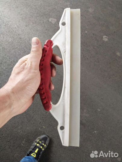 Водосгон автомобильный