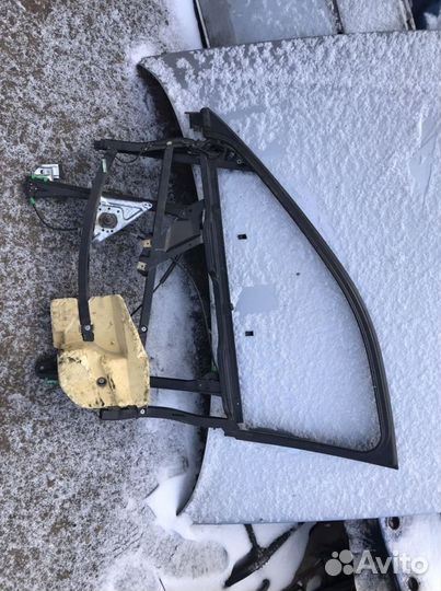 Стеклоподъемник правый передний Ауди А4 Б5