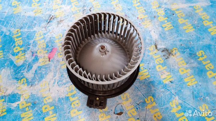 Мотор печки Mazda Demio DE3FS DE5FS DE3AS