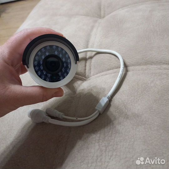 Камера видеонаблюдения hiwatch