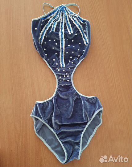 Танцевальный костюм женский