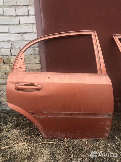 Дверь правая chevrolet lacetti