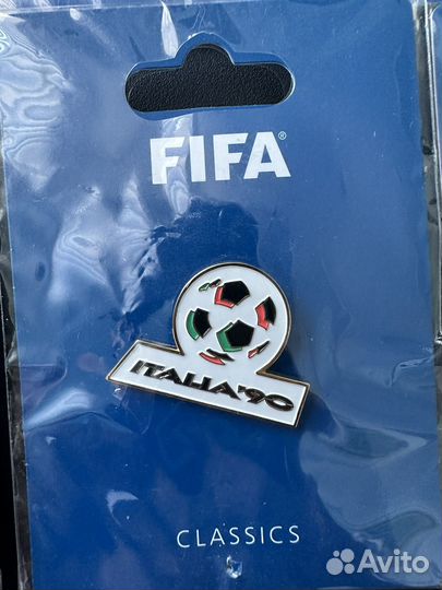 Официальные значки чемпионатов мира FIFA