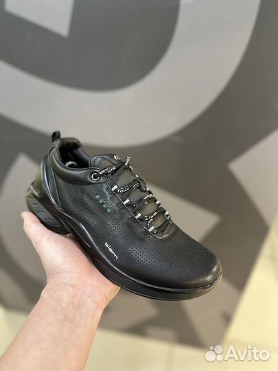 Мужские кожаные кроссовки