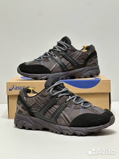 Кроссовки asics gore-TEX (42)