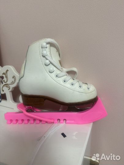 Фигурные коньки wifa EU24