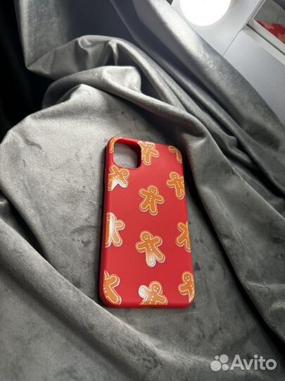 Чехол на iPhone 11