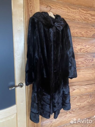 Шуба норковая с капюшоном 42 44