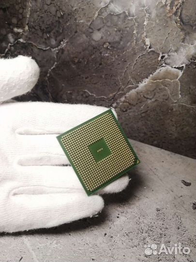 Процессор AMD mobile Sempron 3100+