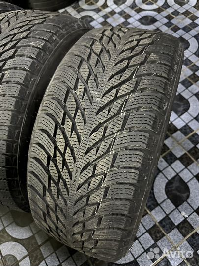 Nokian Tyres Hakkapeliitta R3 245/45 R19