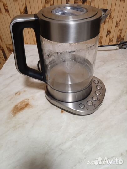 Электрочайник Kitfort кт-622 серебристый