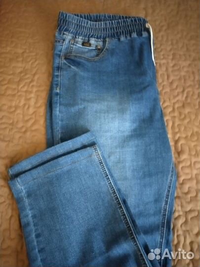 Джинсы женские