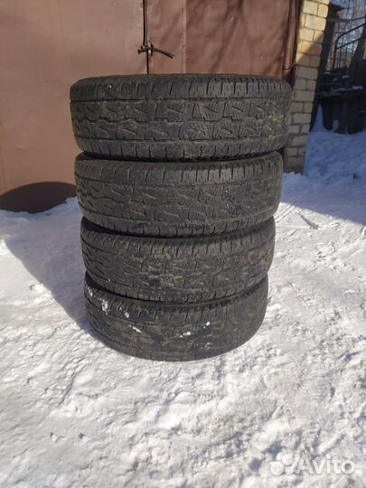 Bridgestone Dueler A/T 215/65 R16