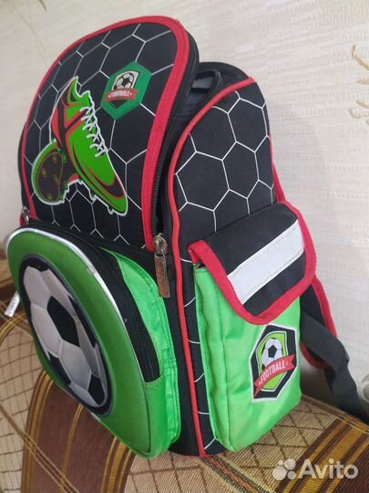 Крутой рюкзак для модного первоклассника