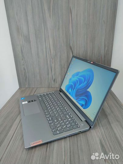 Новейший Lenovo на i3-12gn