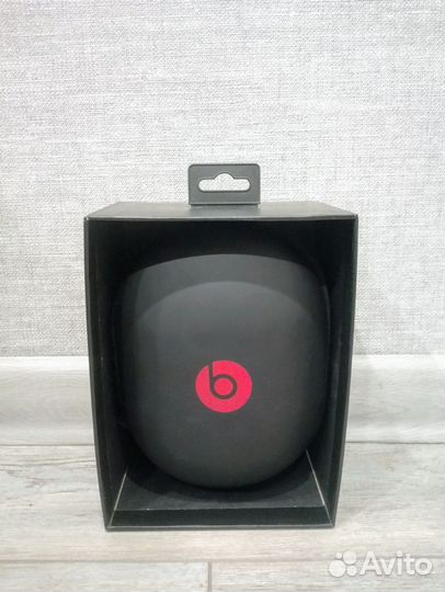 Беспроводные наушники beats solo PRO