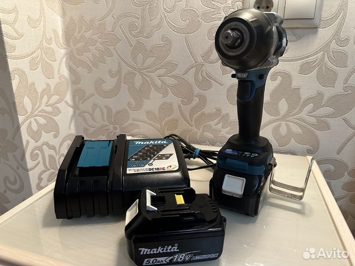 Гайковерт Makita DTW700RTJ