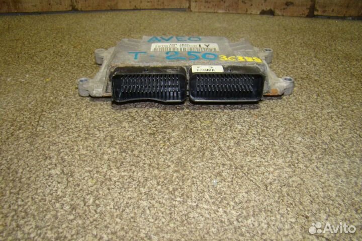 Блок управления двигателем Chevrolet Aveo (T250)