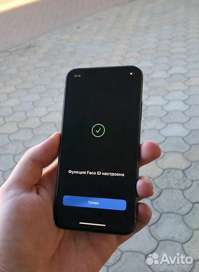 iPhone Xs, 64 ГБ