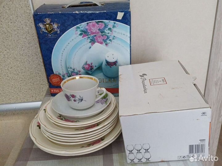 Столовый сервиз новый