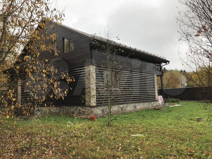 Дом 265 м² на участке 10 сот.