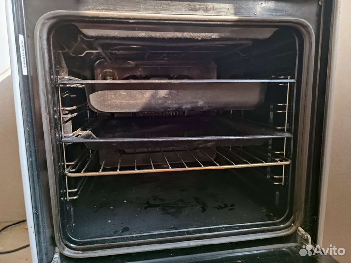 Газовая плита Hotpoint Ariston