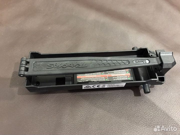 Traxxas trx4 бокс под аккумулятор