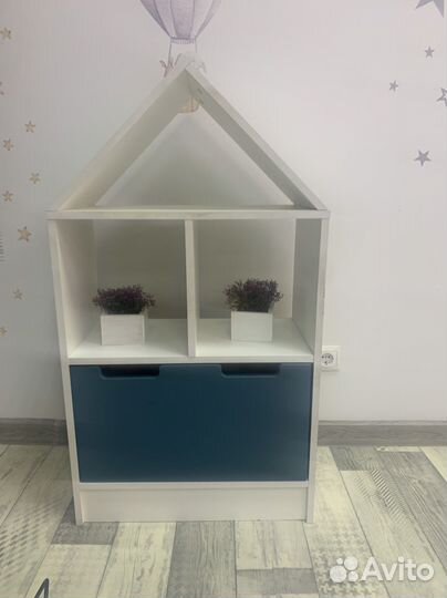 Тумба, столик, тумбочка