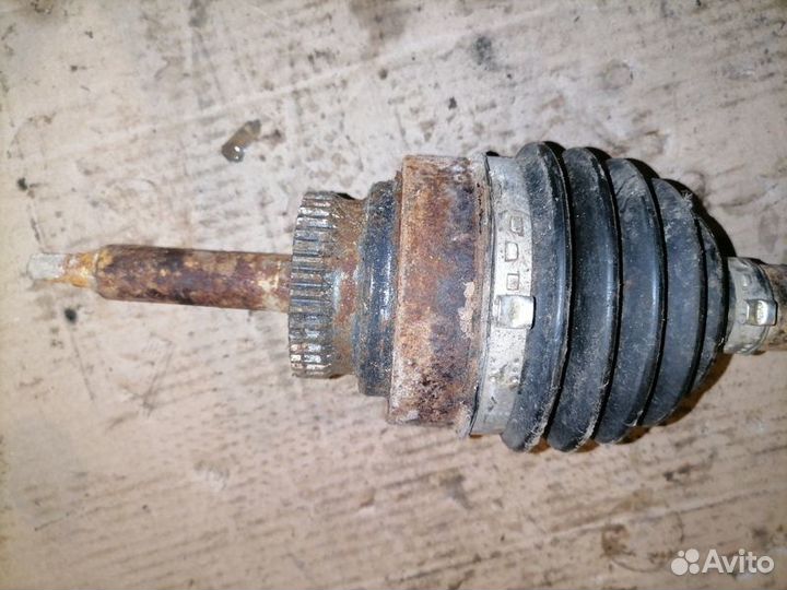 Привод передний правый Ssang Yong Kyron M200XDi