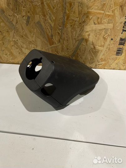 Подрулевой кожух Renault Logan K7J 2006