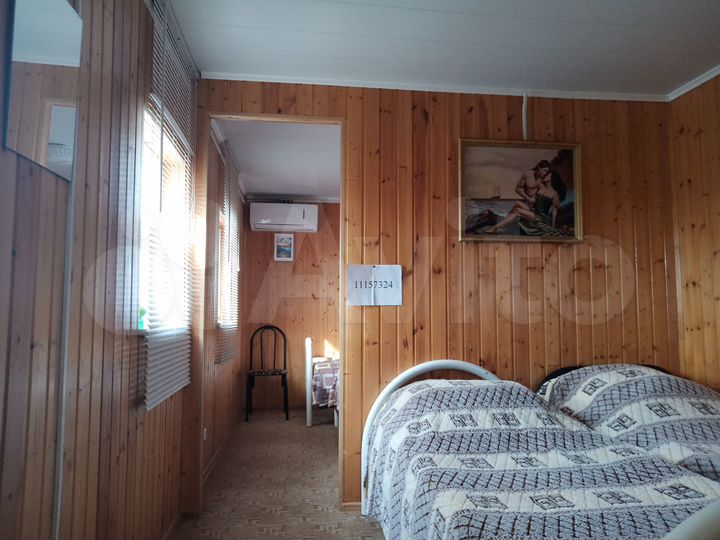 Дом 27 м² на участке 6 сот.