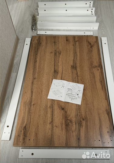 Стол обеденный, 120х75х75 см