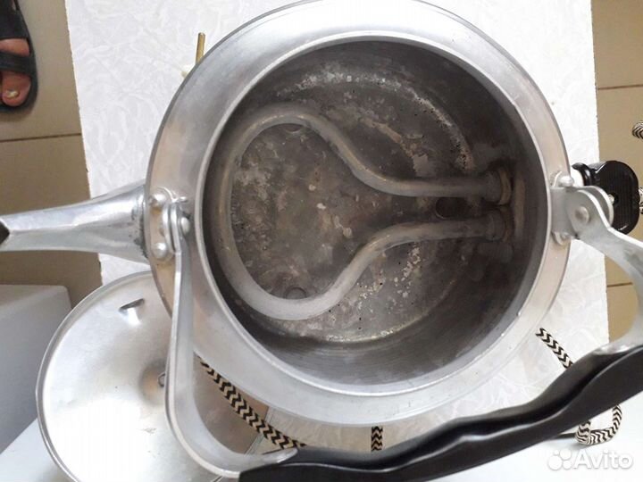 Электро-чайник 2 л