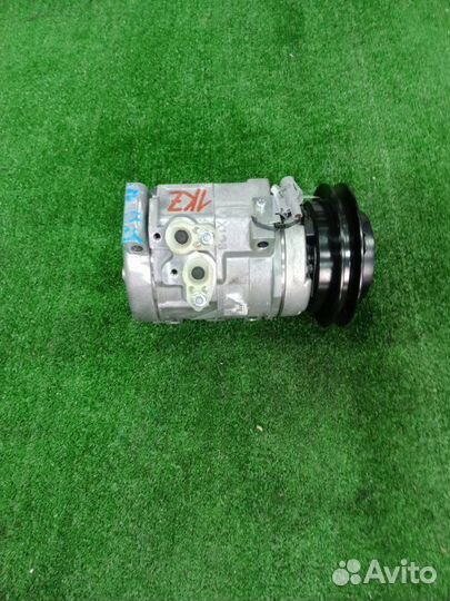 Компрессор кондиционера Toyota Granvia KCH16