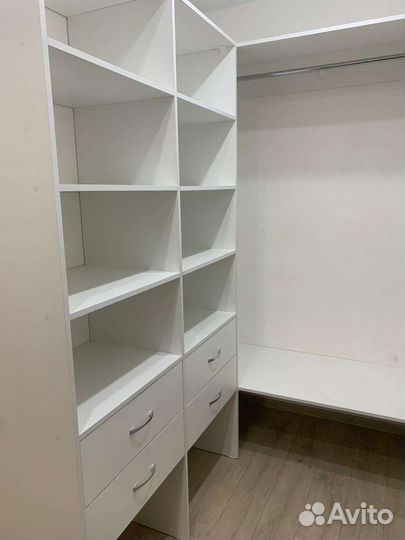 Шкаф в прихожую под ваш размер