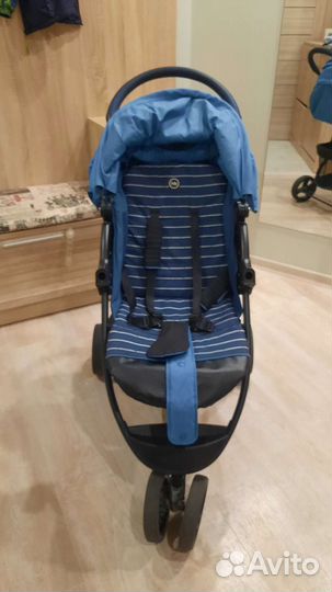 Прогулочная коляска