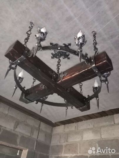 Кованая люстра