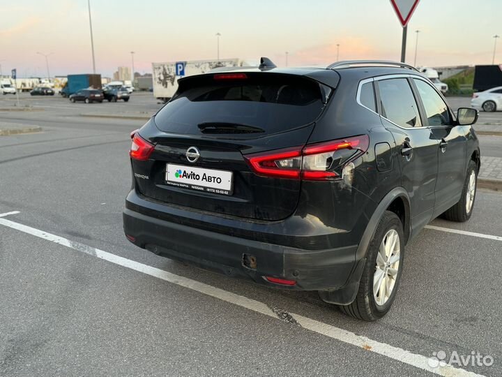 Nissan Qashqai 2.0 CVT, 2018, битый, 147 200 км