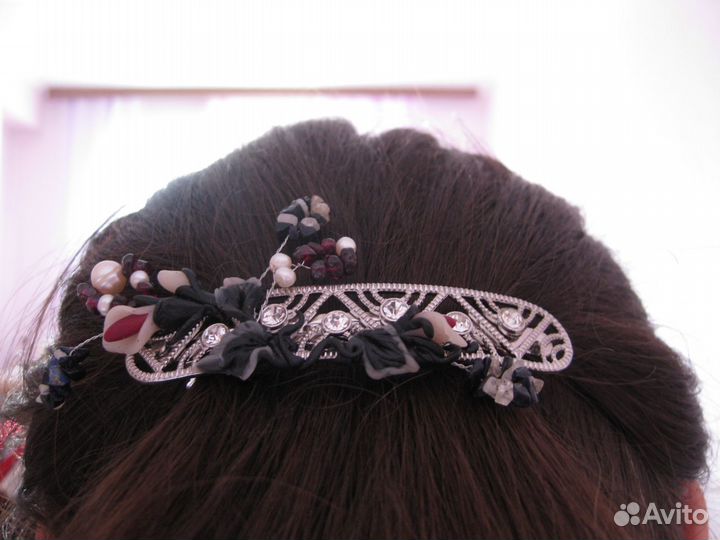 Заколка ручной работы из полимерной глины