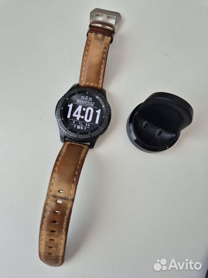 Часы Samsung gear s3 frontier