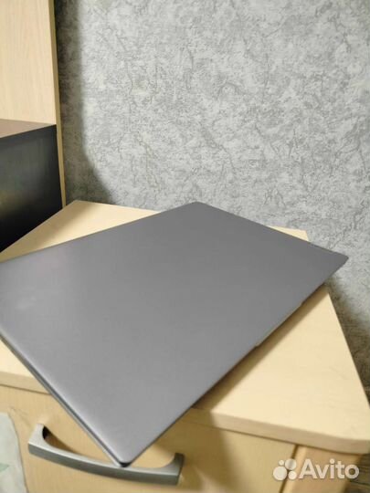 Ноутбук lenovo