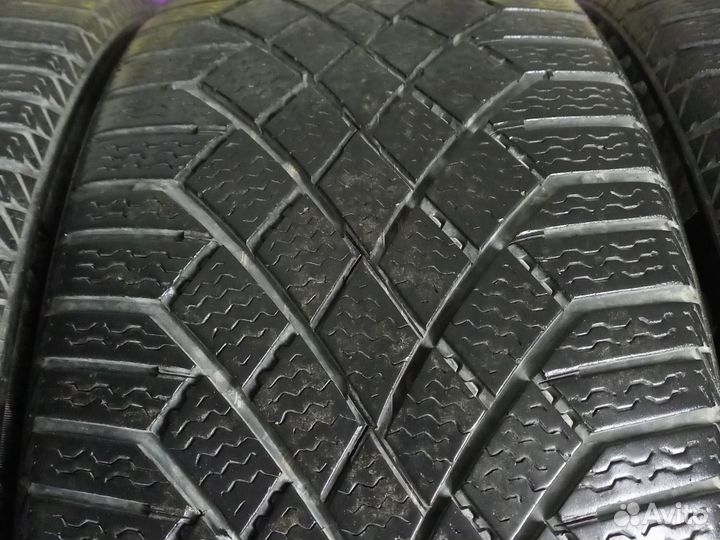 Continental ContiVikingContact 7 225/45 R19 96T