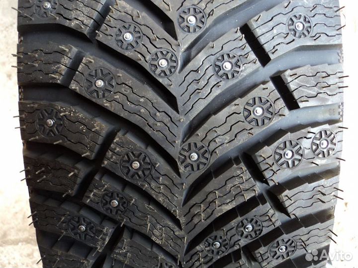 Michelin X-Ice North 4 205/55 R17 95T