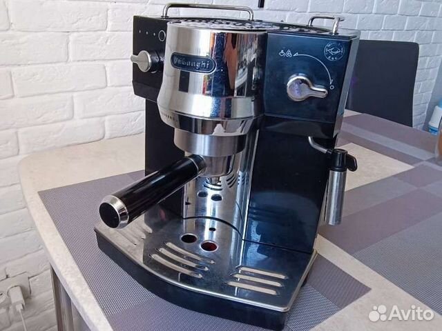 EC820 Delonghi кофеварка рожковая