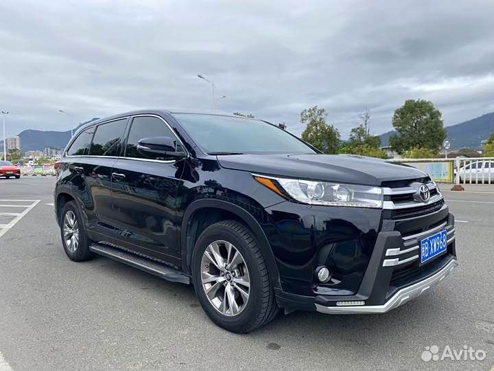 Toyota Highlander 2.0 AT, 2021, 33 510 км