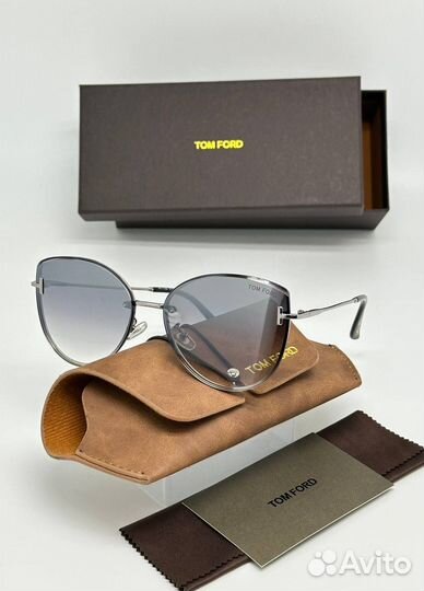 Солнцезащитные очки tom ford
